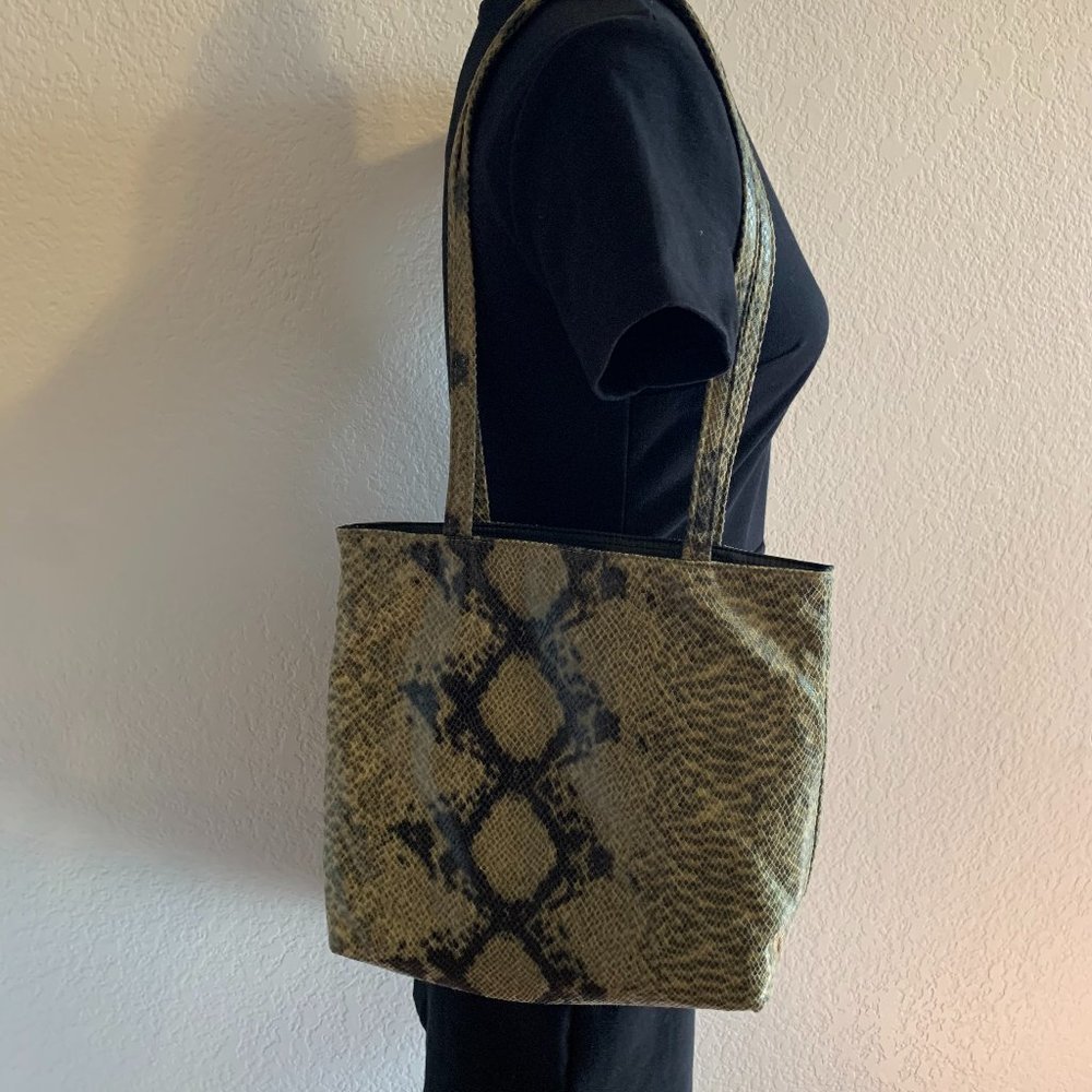 Python Theme Black And Green Mini Tote Handbag - image 4
